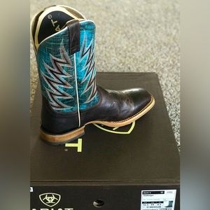 New! Ariat Men’s Western Square Toe Boots Size 10.5 D Width